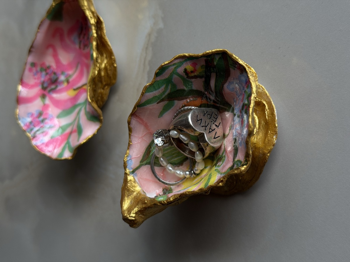 Oyster Bloom Ring Dish